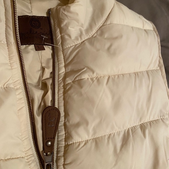 CC Girlie Girl Puffer Vest - Picture 4 of 5